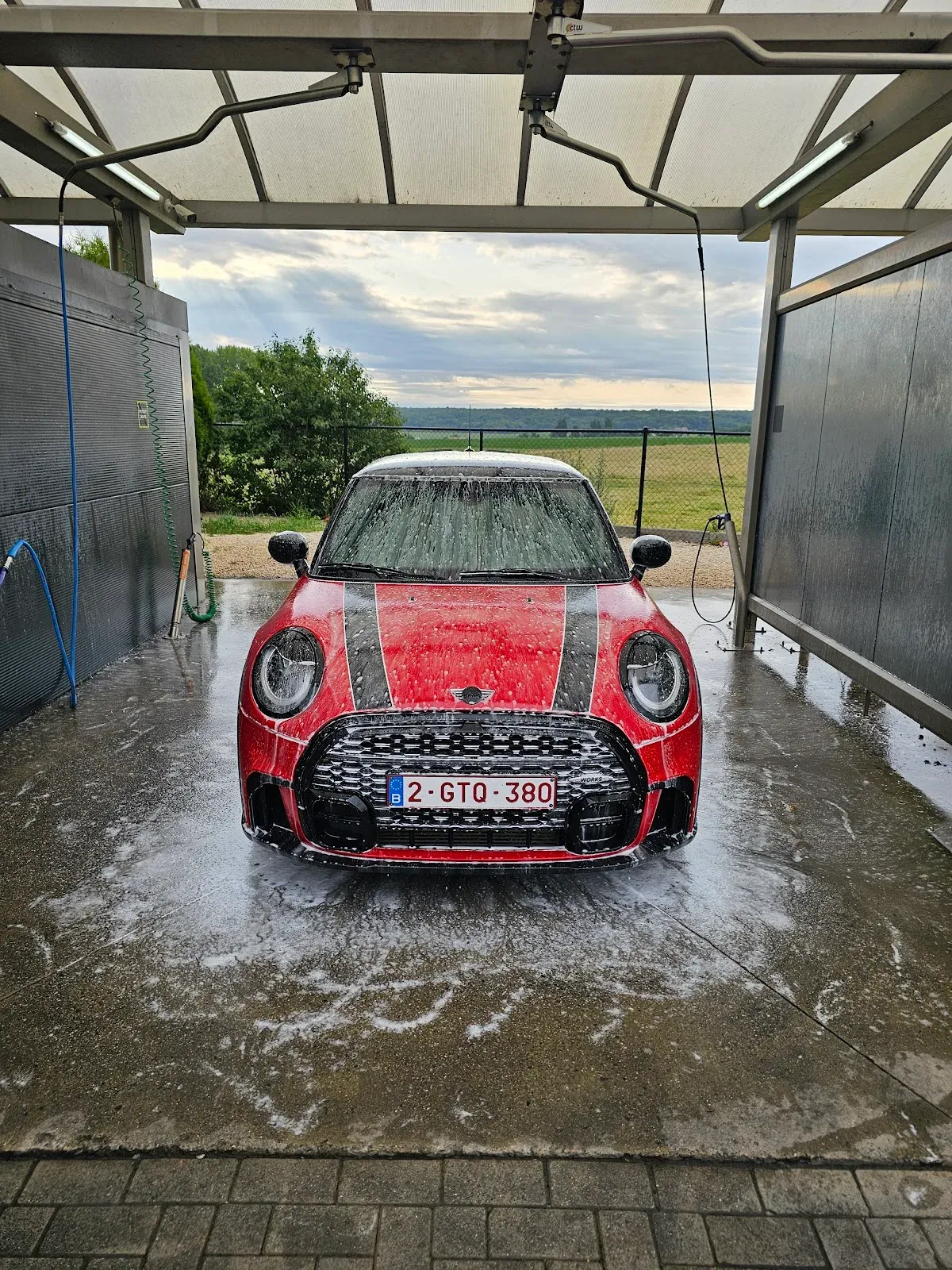 Niagara CarWash, lavage automobile — Chau. de Bruxelles 177, 7090 Braine-le-Comte