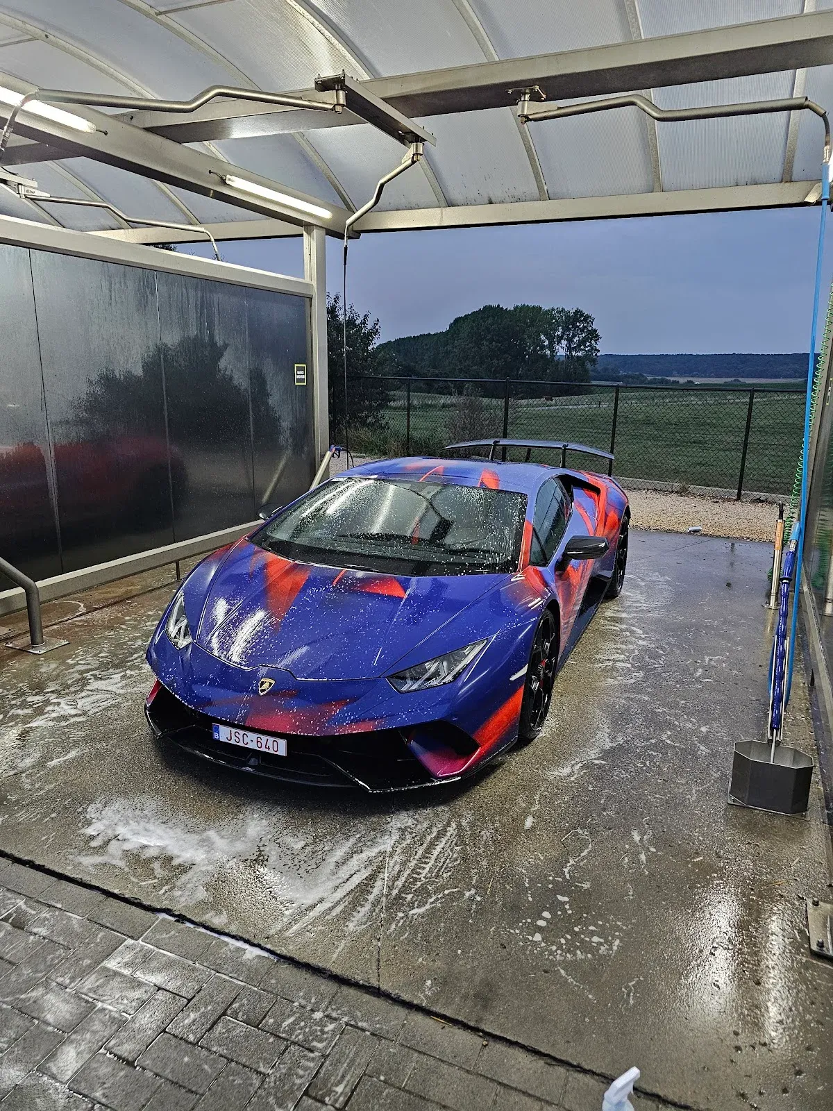 Niagara CarWash — lavage automobile à Braine-le-Comte, photo 3