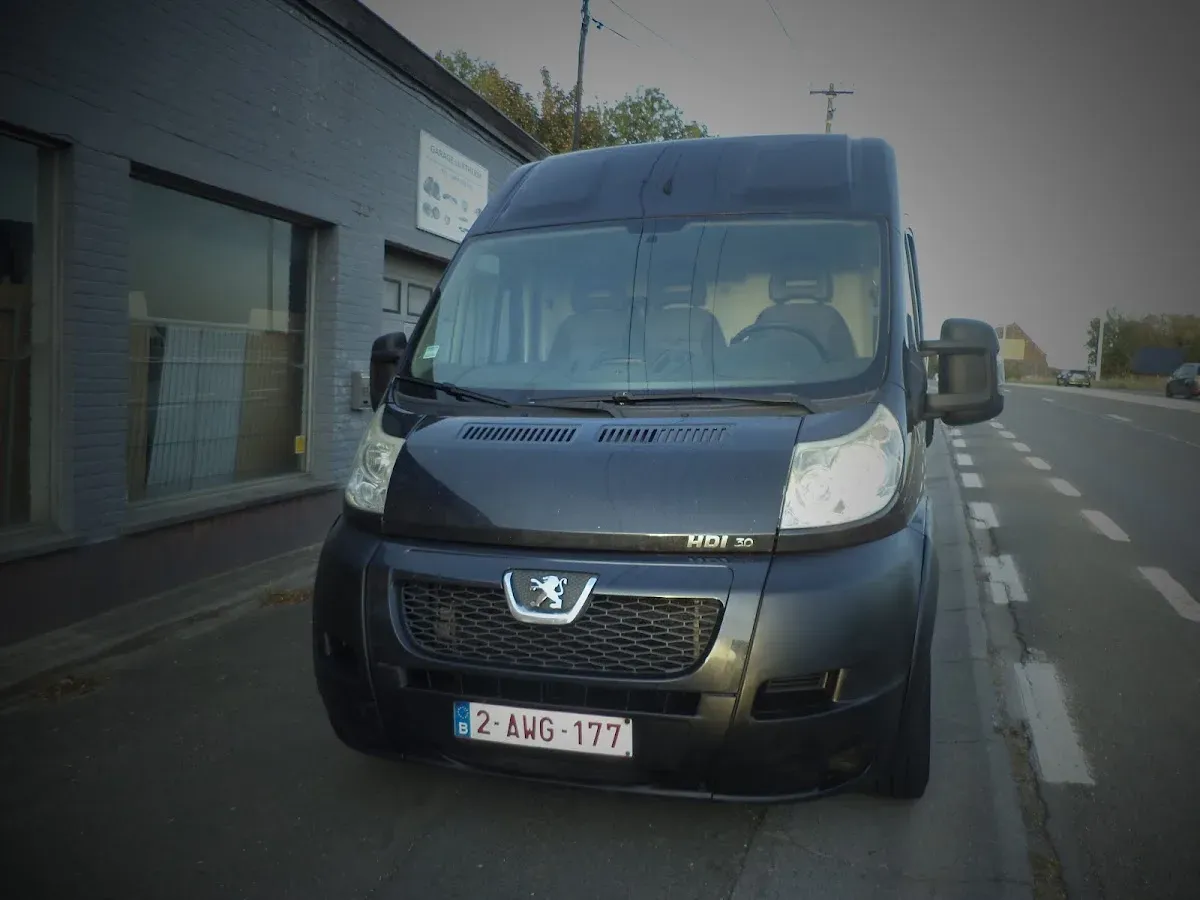 GARAGE LUXTHERM SRL, garage automobile — Chau. de Mons 189 A, 7090 Braine-le-Comte