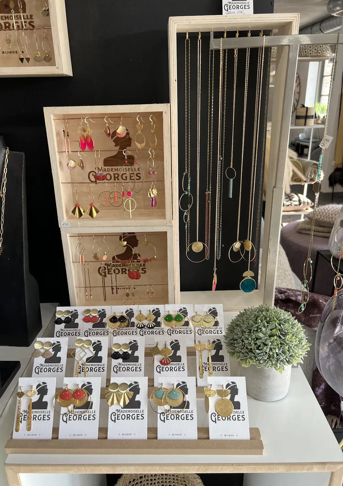 Au coeur de l'atelier, magasin — Chau. de Bruxelles 214, 7090 Braine-le-Comte