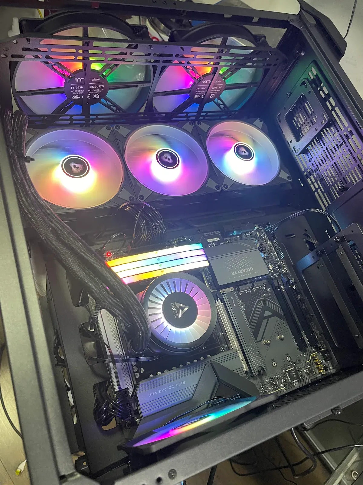 Photo principale de Ypsilon Computers — magasin à Braine-le-Comte
