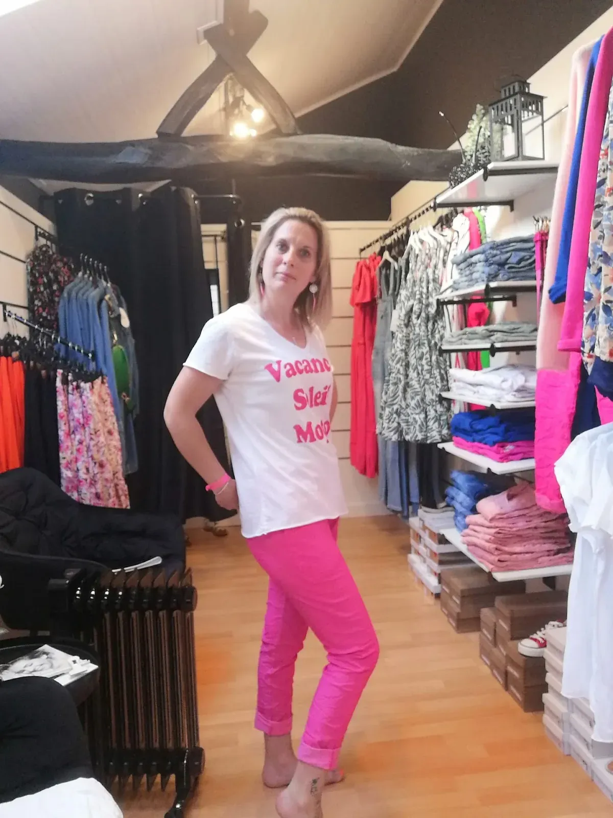 Photo principale de Des habits et vous — boutique de vêtements à Braine-le-Comte