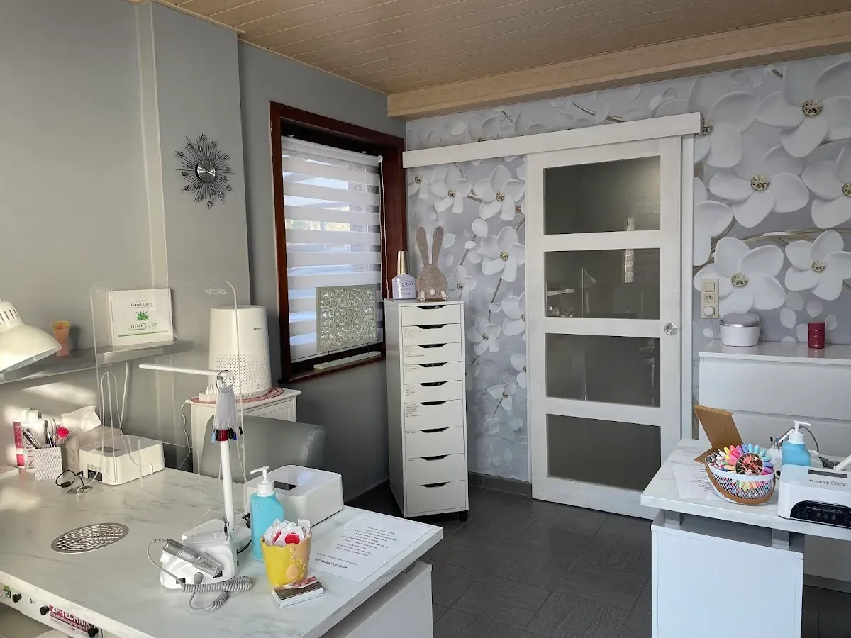 Nanynails — institut de beauté à Braine-le-Comte, photo 2