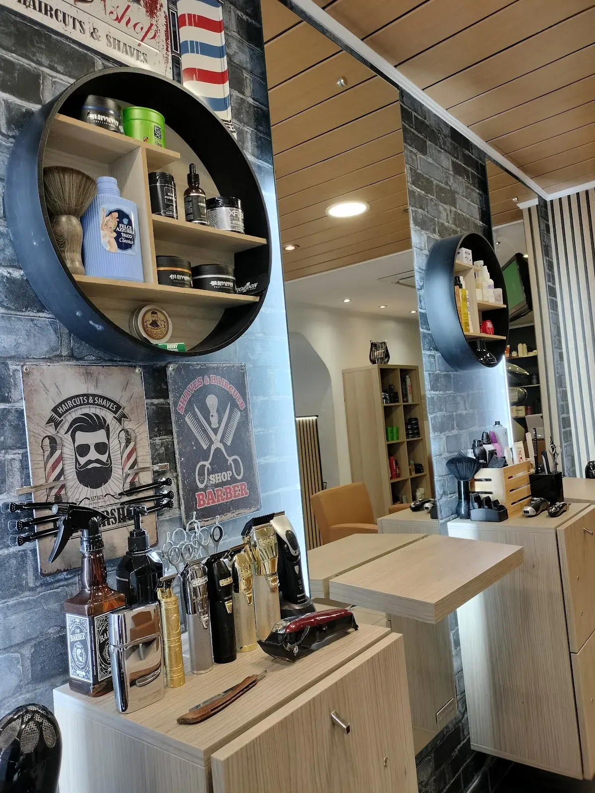 Le Salon Mike & Virginie (Mike Virgin) — salon de coiffure à Braine-le-Comte, photo 2