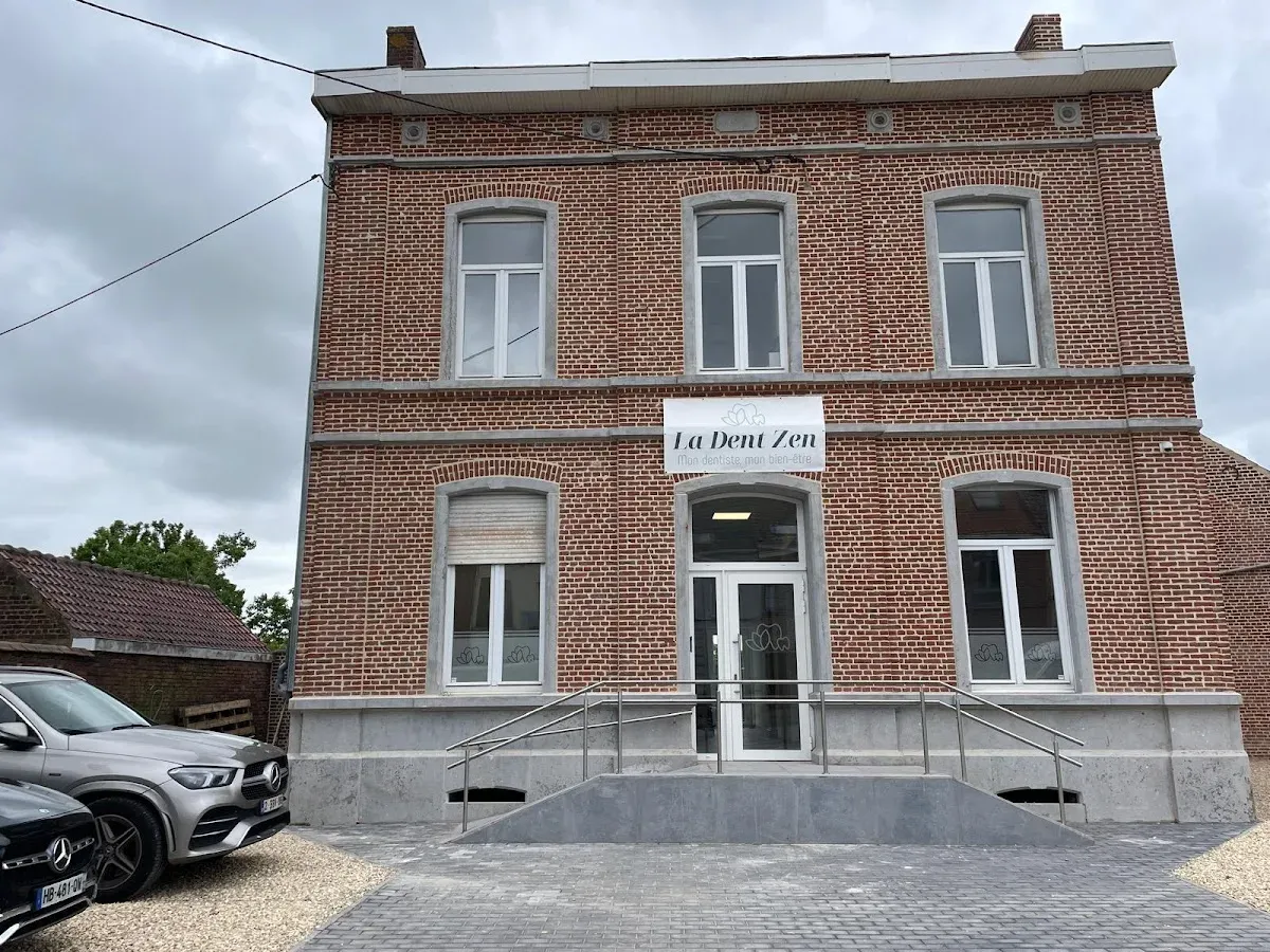 Clinique La Dent Zen, cabinet dentaire — Chau. de Mons 39, 7090 Braine-le-Comte