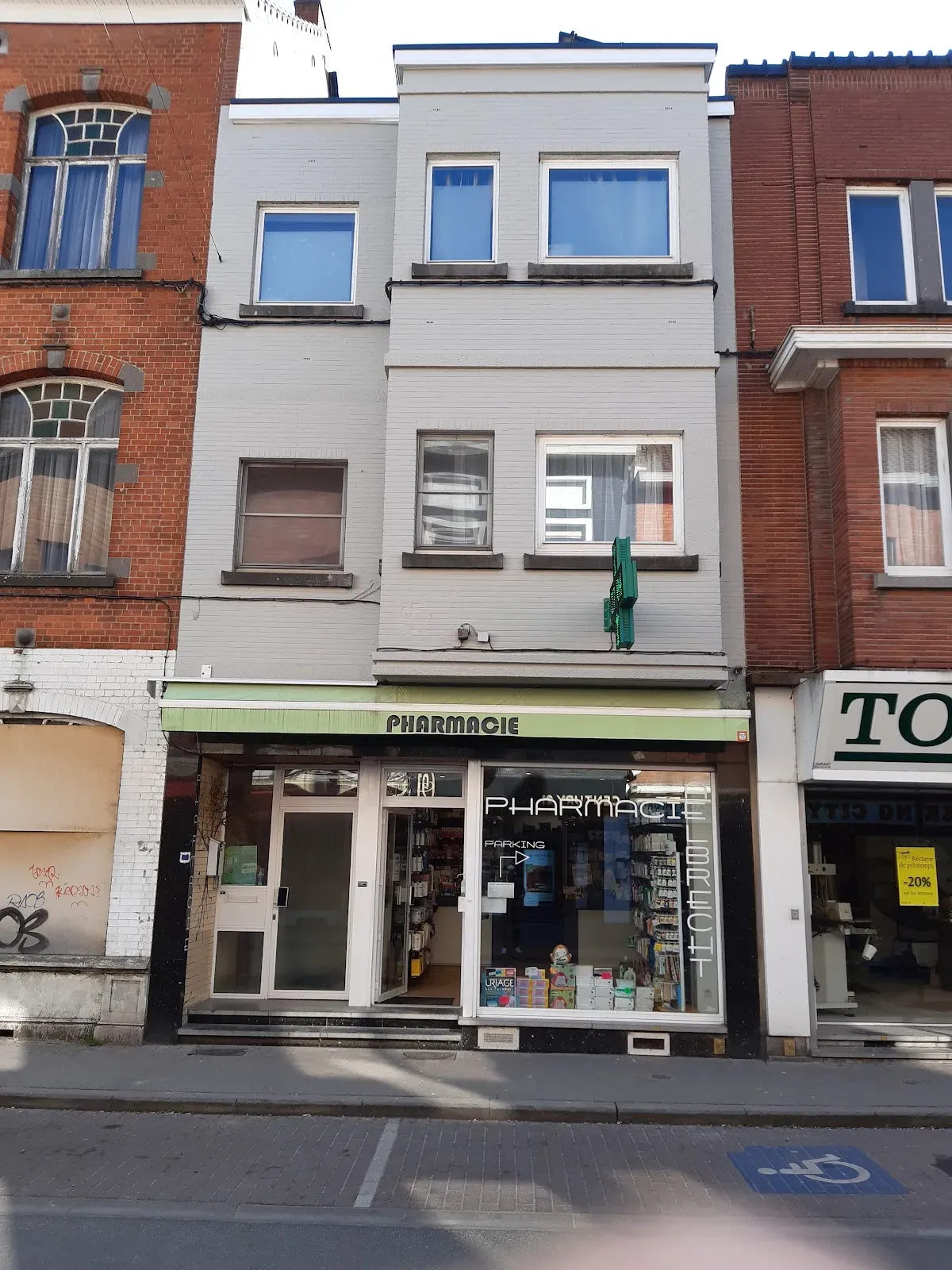 Pharmacie Aelbrecht — pharmacie à Braine-le-Comte, photo 2