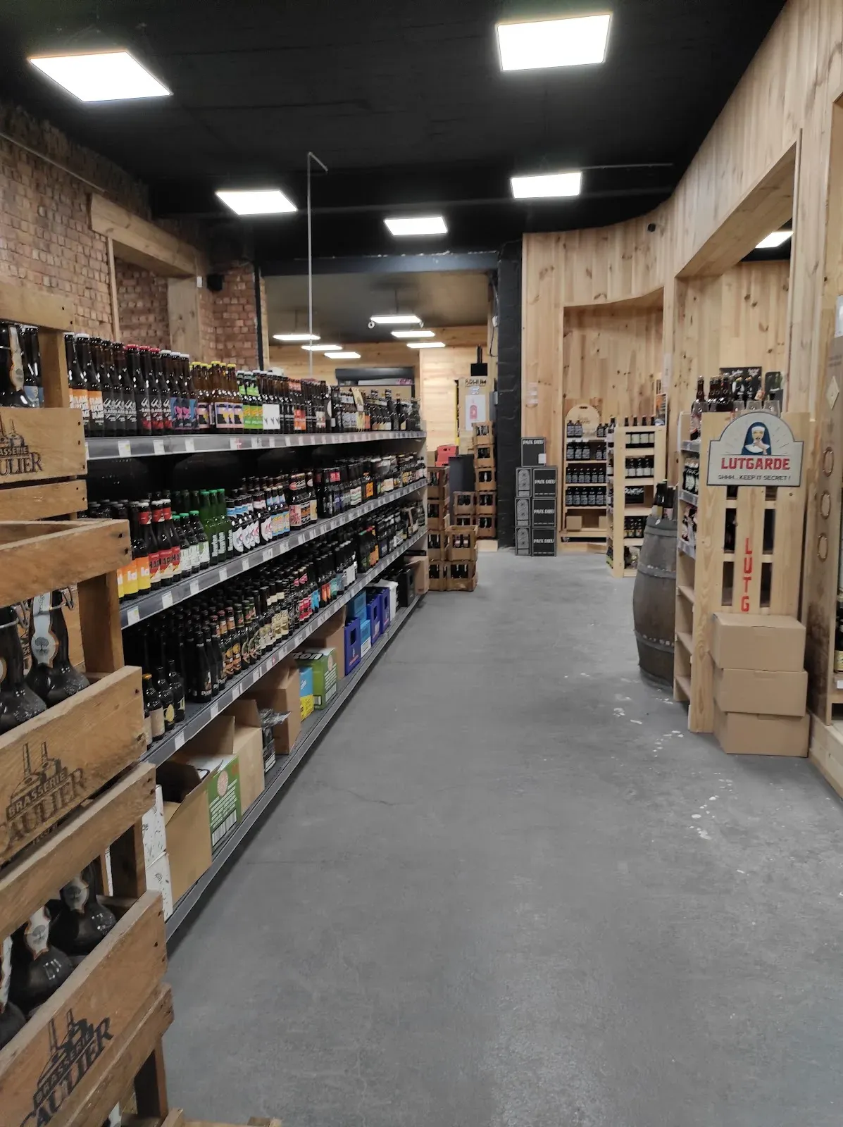P'tit Louis Shop & Drink 7j/7 — épicerie à Braine-le-Comte, photo 2