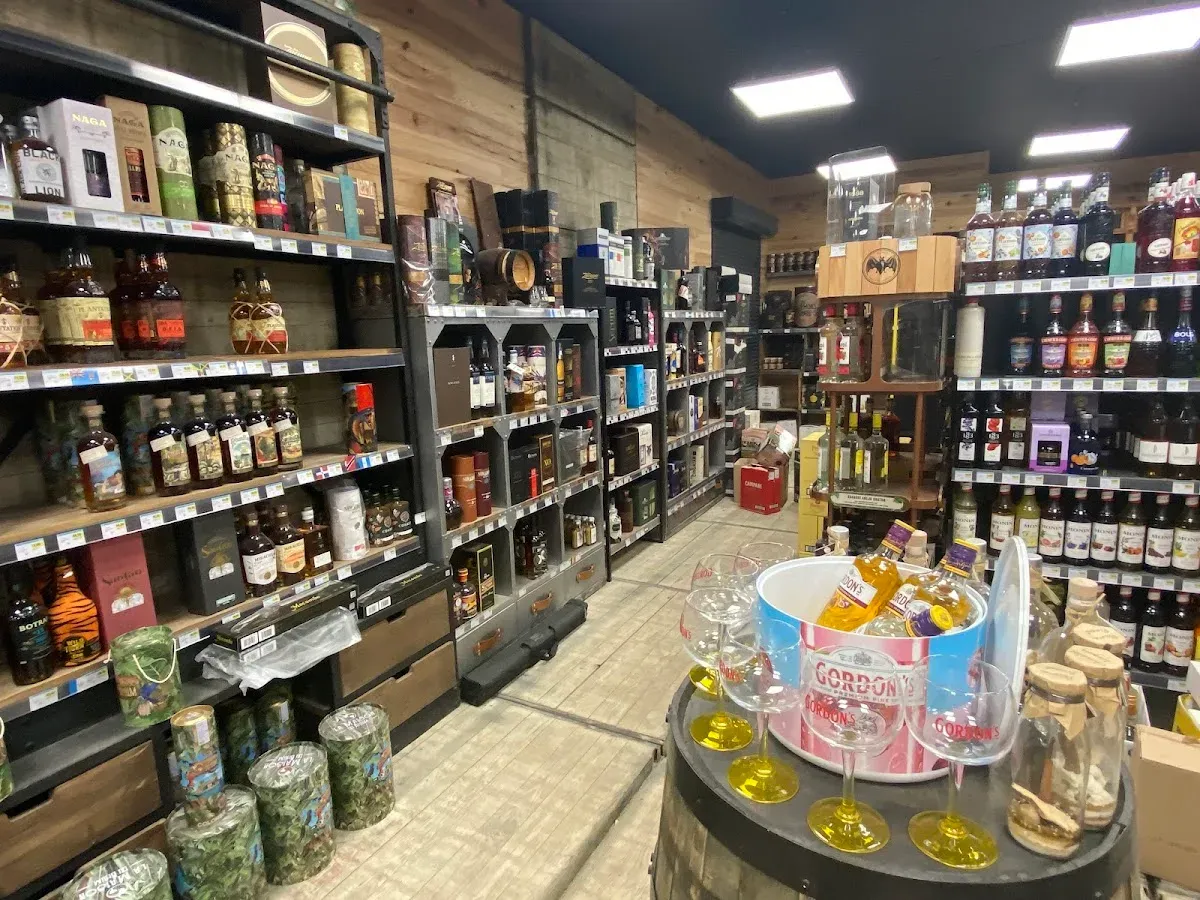 P'tit Louis Shop & Drink 7j/7 — épicerie à Braine-le-Comte, photo 3
