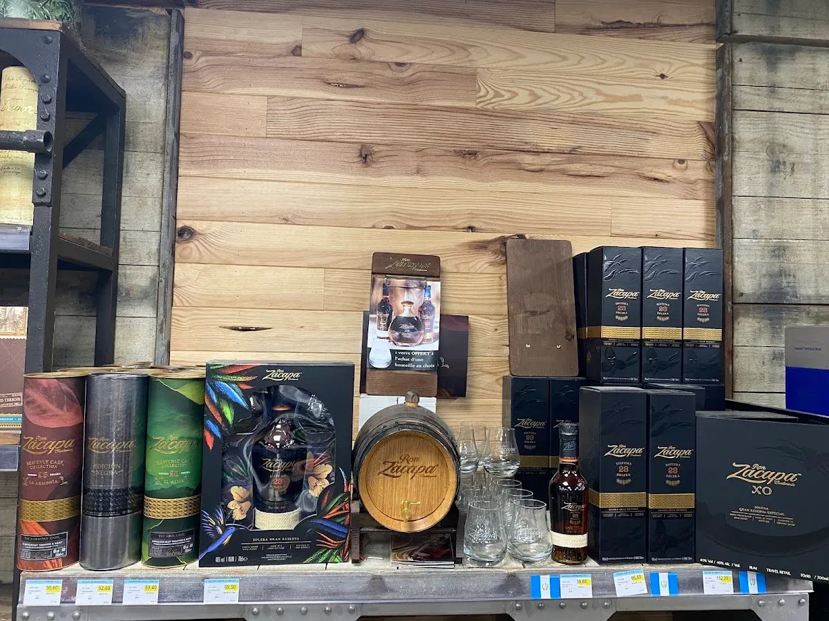 Photo principale de P'tit Louis Shop & Drink 7j/7 — épicerie à Braine-le-Comte
